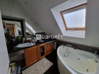  Maison � vendre 8 pi�ces 302 m�