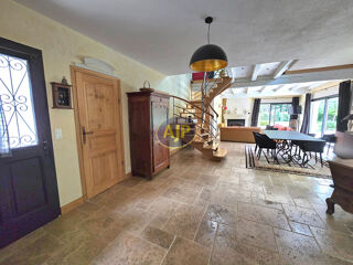  Maison à vendre 8 pièces 239 m²