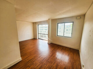  Appartement  vendre 5 pices 77 m