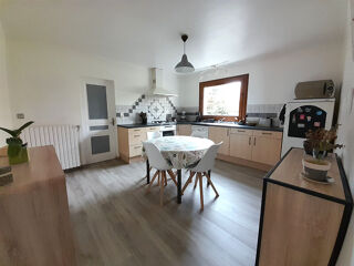  Maison  vendre 10 pices 190 m