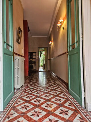  Villa à vendre 8 pièces 217 m²