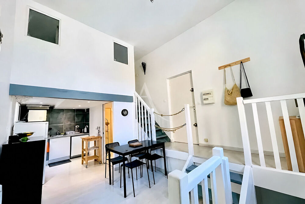 SETE CENTRE Appartement T3 triplex atypique meublé