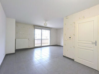  Appartement � louer 1 pi�ce 33 m� Dijon