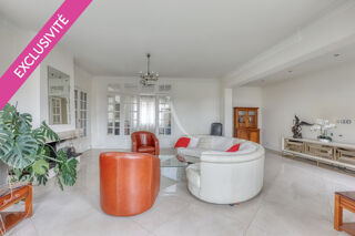  Maison � vendre 9 pi�ces 307 m�