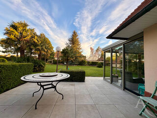  Maison à vendre 12 pièces 372 m²