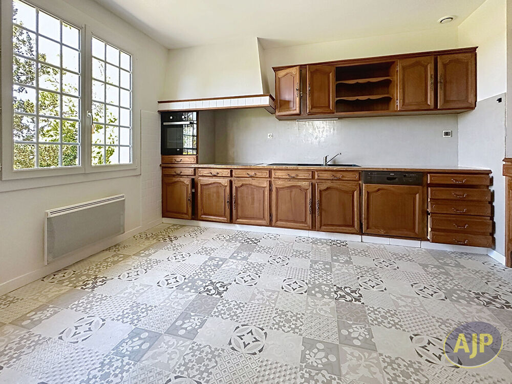 Vente Maison Maison Mosnac 4 pièce(s) 125.39 m2 Mosnac