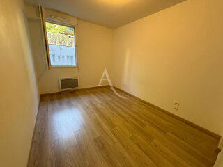  Appartement à louer 3 pièces 69 m²
