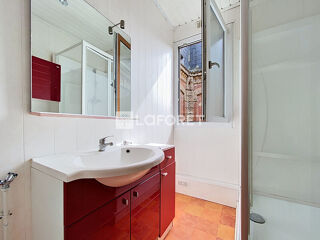  Appartement à louer 3 pièces 76 m²