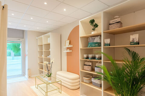 &Agrave; vendre - Droit au bail local commercial &agrave; Beausoleil, &agrave; 15 m&egrave;tres de Monaco 140000 06240 Beausoleil