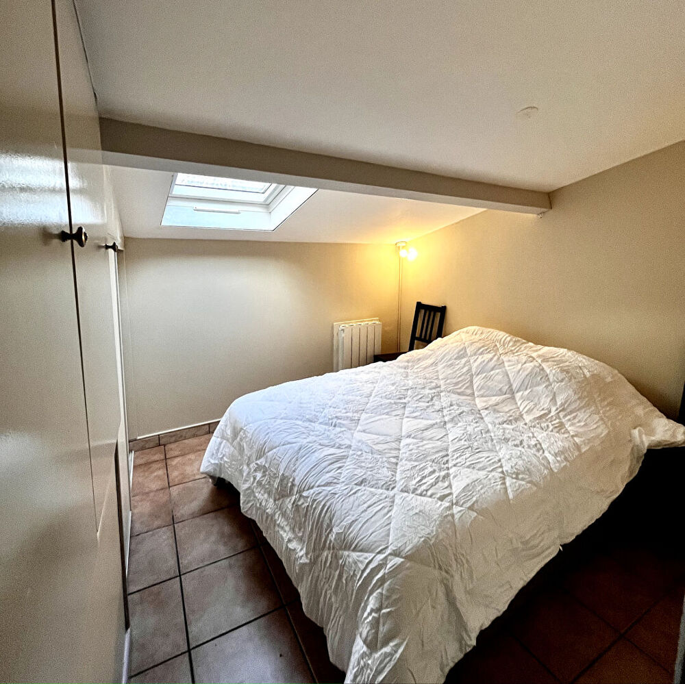 Appartement entièrement rénové et meublé