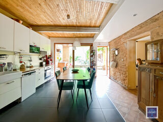  Maison  vendre 7 pices 210 m