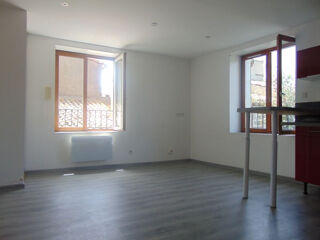  Appartement à louer 3 pièces 42 m²