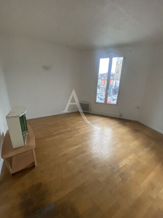  Appartement à louer 2 pièces 40 m²