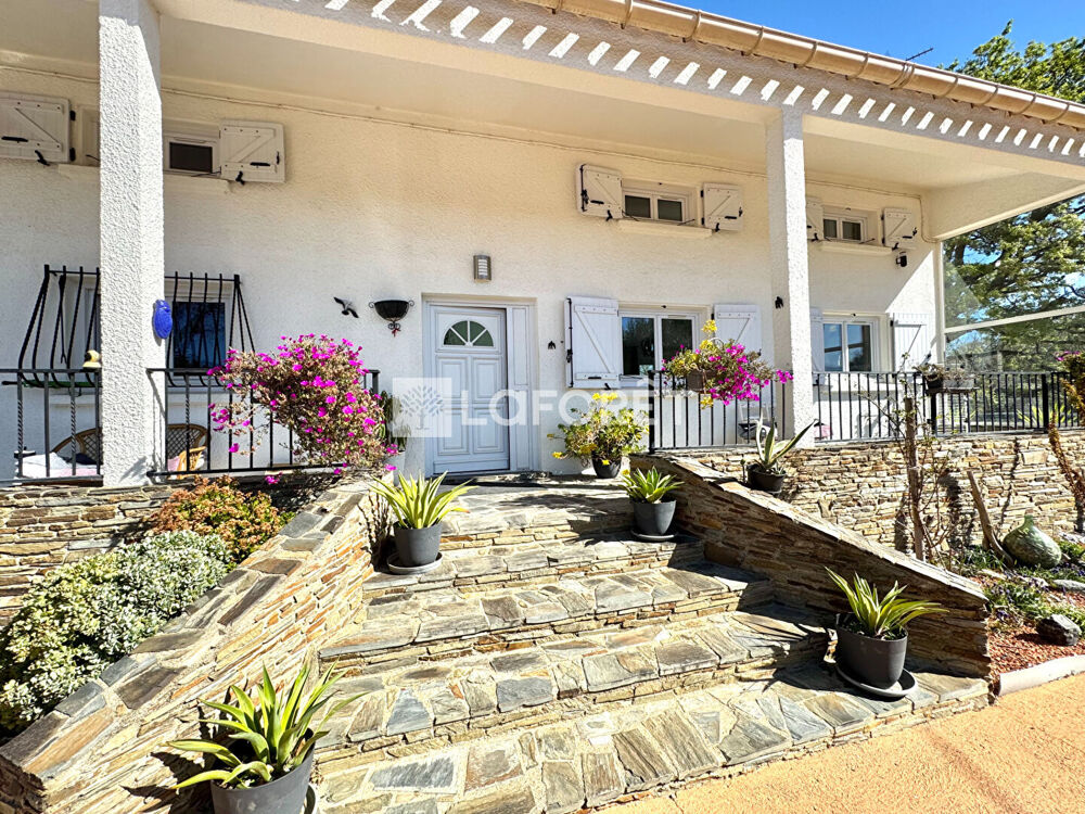 Vente Maison Maison Ortaffa 7 pièce(s) 252 m2 , terrain de 3917 m² avec piscine Ortaffa