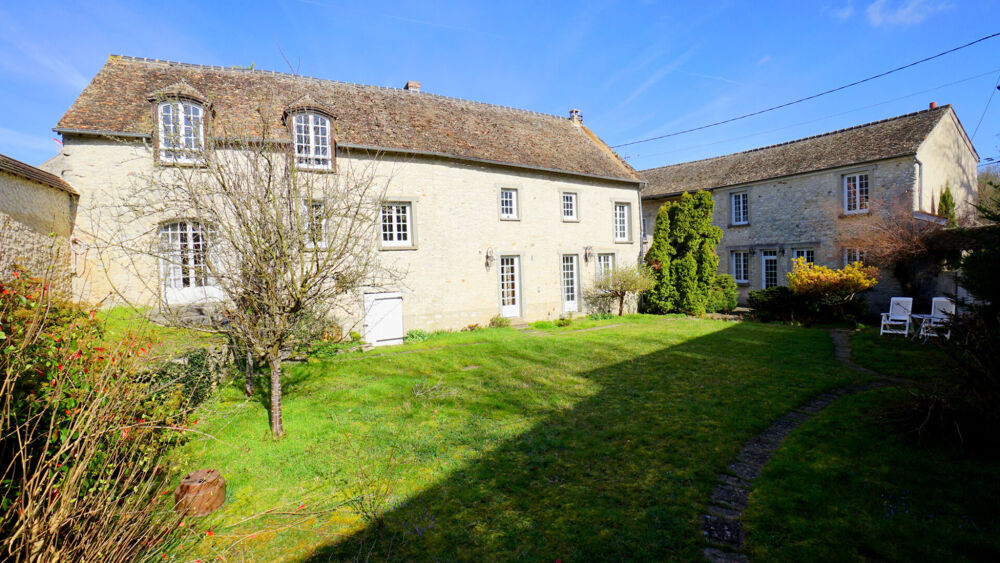 Corps de ferme de 3 maisons - 8 chambres - 370 m2