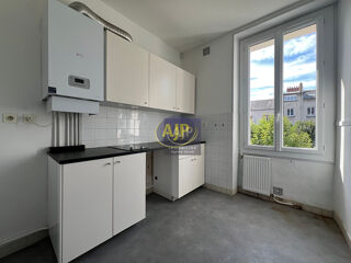  Appartement à louer 1 pièce 27 m²