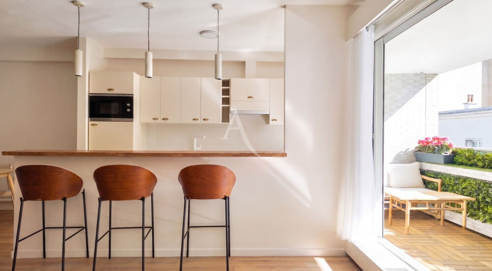 Appartement 2 pièces 68 m² · à Paris 7 · 68 m² · 1 075 000 €