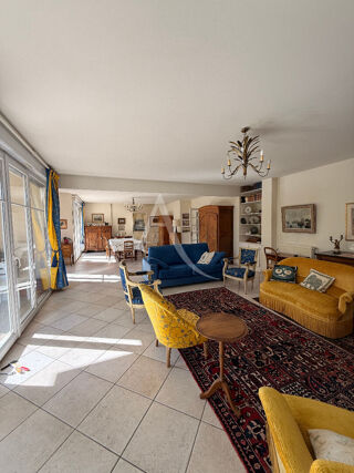  Appartement à vendre 5 pièces 165 m²