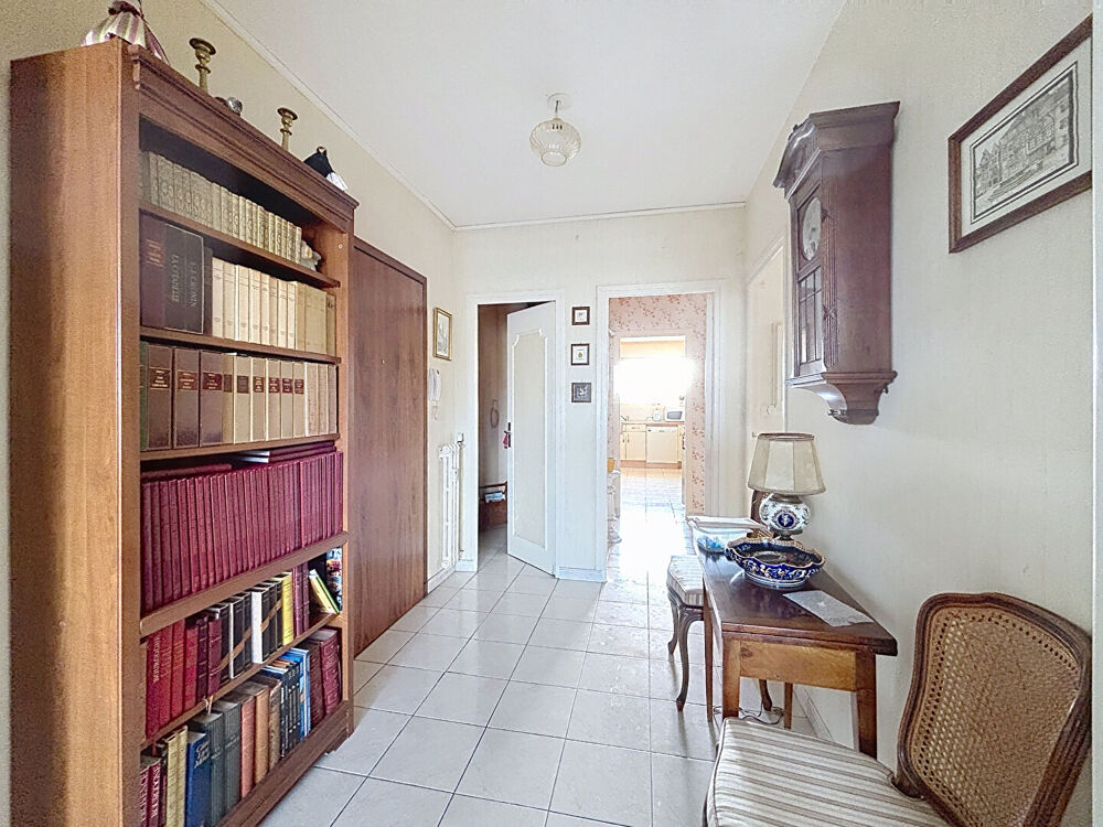 Vente Appartement Résidence FOCH Appartement Auxerre 5 pièce(s) 131 m2 Auxerre