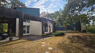  Maison � vendre 8 pi�ces 210 m�