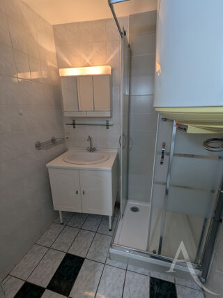  Appartement à louer 1 pièce 26 m²