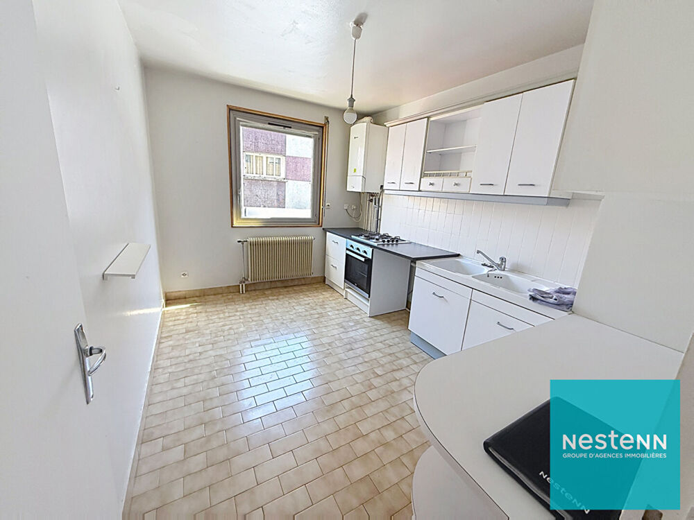 Vente Appartement T2 48 m² avec balcon, ascenseur et secteur Fauriel  Idéal investissement ou résidence principale Saint etienne