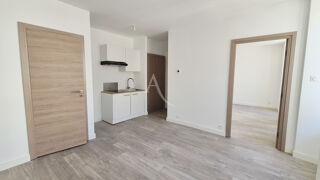  Appartement à louer 2 pièces 32 m²