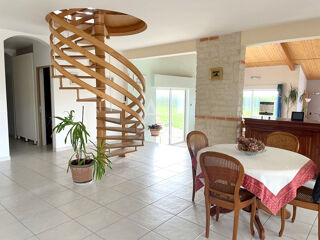  Maison à vendre 7 pièces 271 m²
