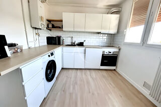  Appartement � vendre 4 pi�ces 77 m�