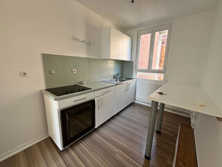  Appartement à louer 2 pièces 38 m²