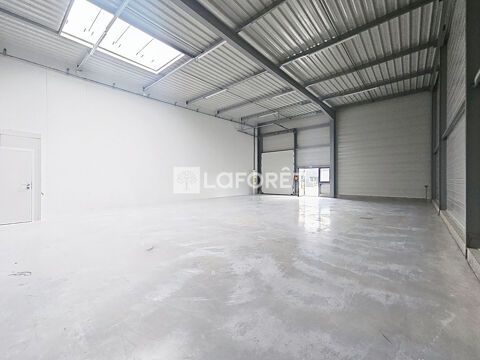 LOCATION cellule neuve sur Oissel 159m&sup2; 1060 76350 Oissel