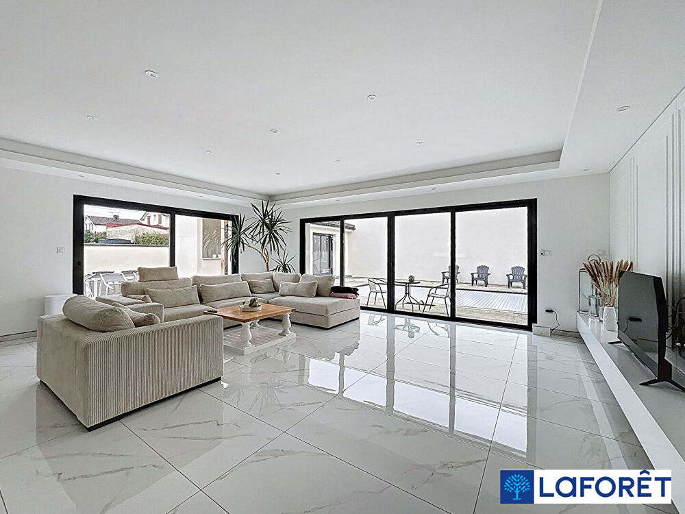 Maison Is Sur Tille 6 pièce(s) 153.5 m2