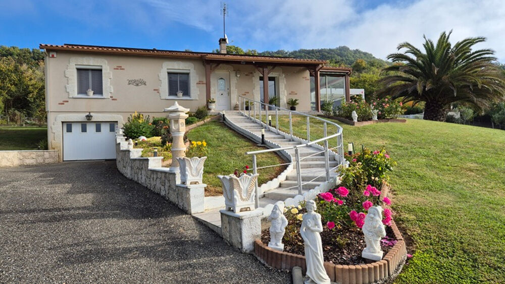 Maison 4 pièces 102 m² · à Port Sainte Marie · 102 m² · 240 000 €