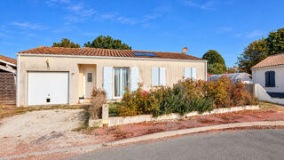 Vente Maison EXCLUSIVITÉ à CORME-ROYAL - Maison de plain-pied, 3 chambres et garage Corme royal