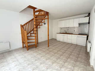  Maison à louer 2 pièces 45 m² Sougraigne