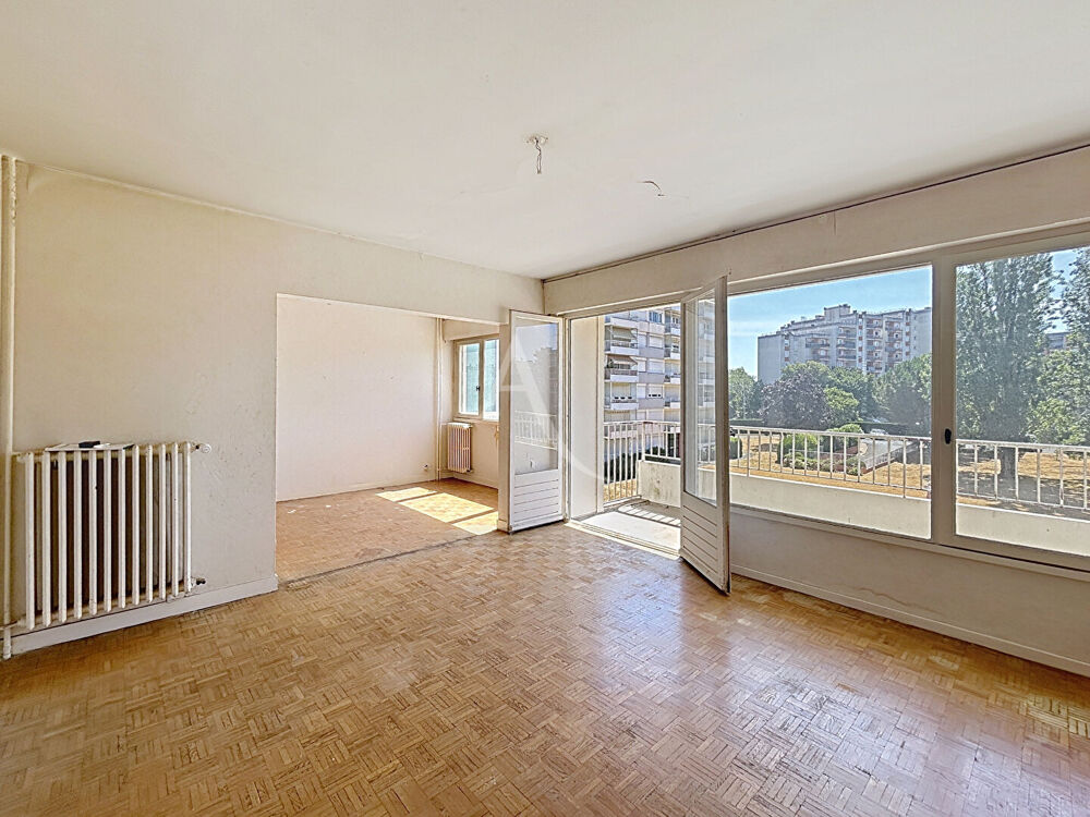 Appartement T3 de 70 m² évolutif en T4 , balcon et ascenseur , Fort potentiel , Angers