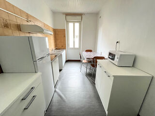  Appartement à louer 2 pièces 35 m²