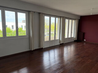  Appartement à louer 3 pièces 95 m²