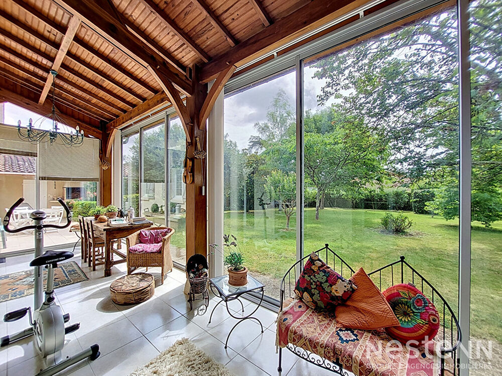 Vente Maison A Vendre Maison habitable de plain-pied de 127 m² avec garages sur parcelle de 1200 m² à Condom Condom