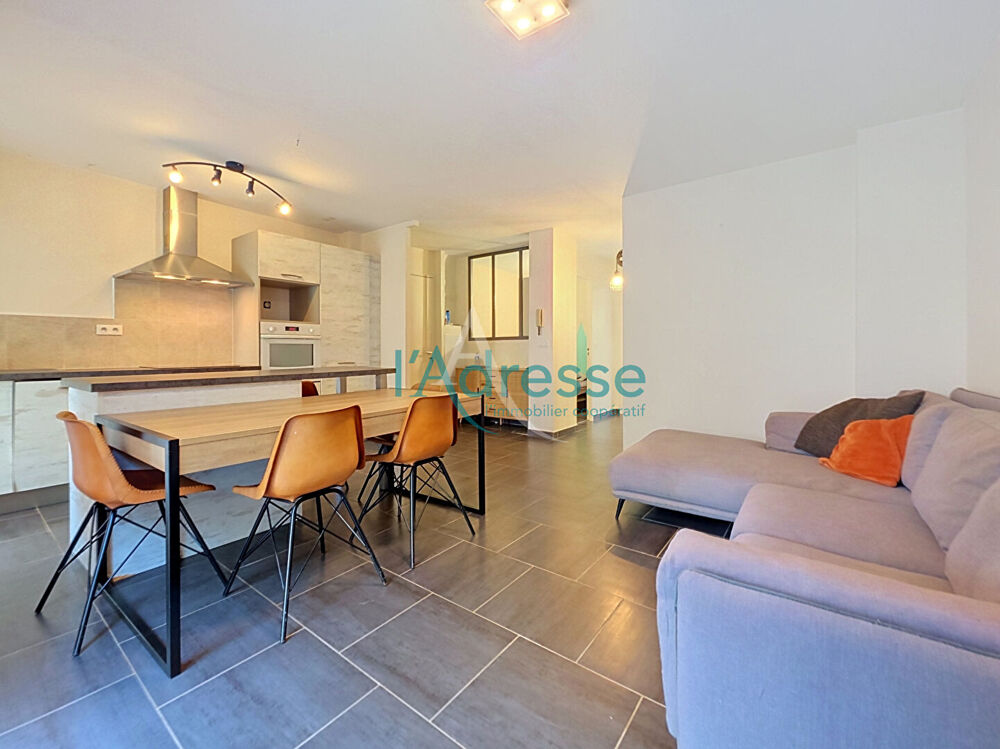 Vente Appartement RARE ! Bel appartement 2 pièces en REZ DE JARDIN avec un parking ! Mandelieu la napoule