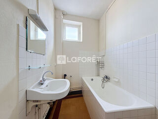  Appartement à louer 1 pièce 42 m²