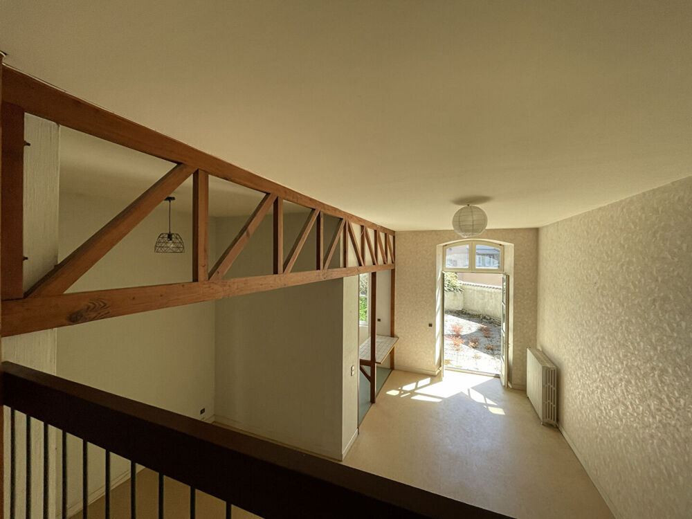 Vente Appartement APPARTEMENT PLAIN PIED AVEC TERRASSE CENTRE VILLE Aurillac