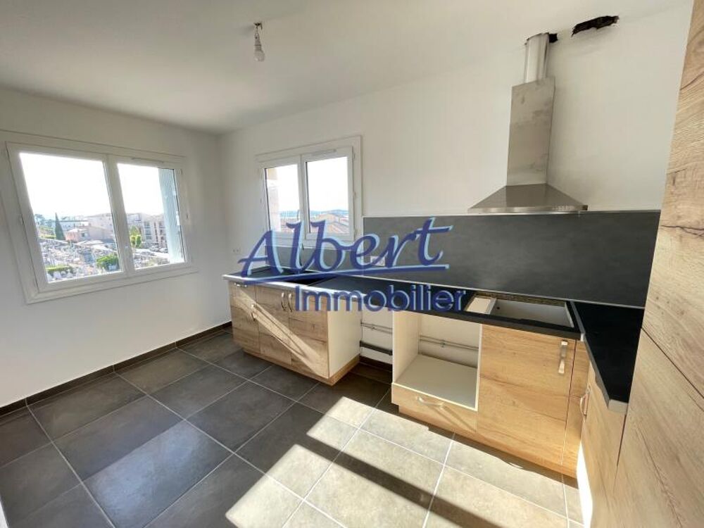 Location Appartement APPARTEMENT BANDOL - 5 pièce(s) - 100.12 m2 Bandol