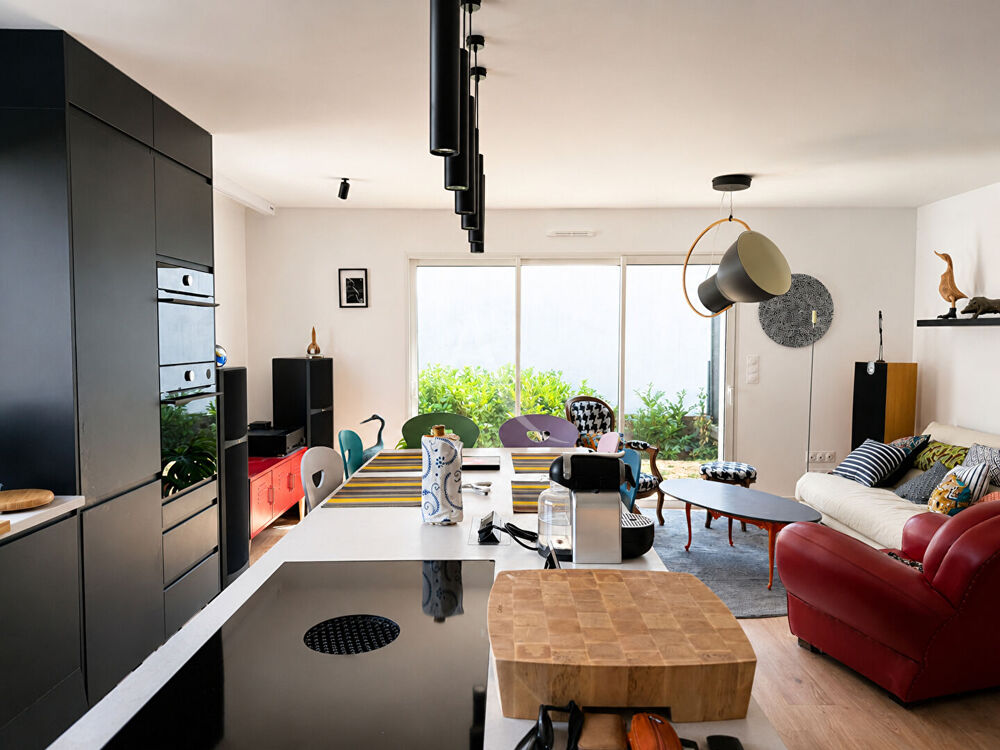 Maison contemporaine au coeur de Saint-Marc-sur-Mer