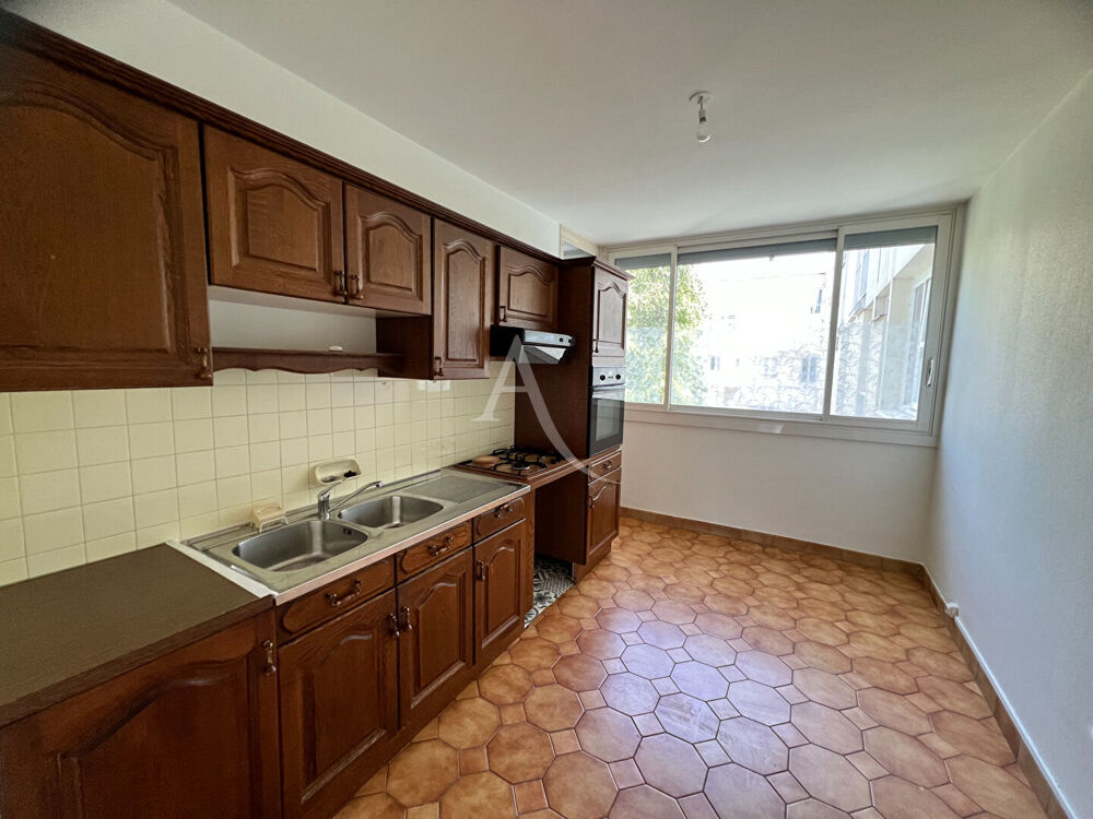 Vente Appartement PAU Faculté / Cité Administrative - Appartement  5 pièce(s) 92 m2 avec balcon, garage et cave Pau