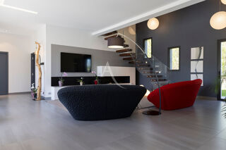  Maison � vendre 9 pi�ces 280 m�