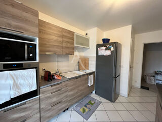  Appartement � louer 3 pi�ces 77 m�
