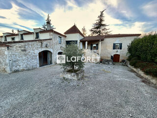  Maison à vendre 9 pièces 238 m²