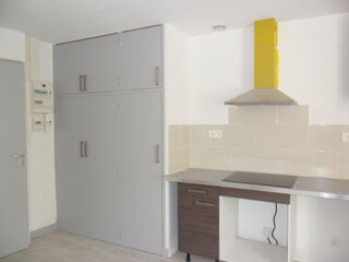  Appartement à louer 3 pièces 40 m²