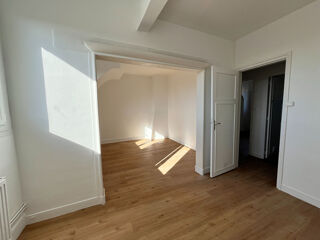  Appartement à louer 2 pièces 51 m²